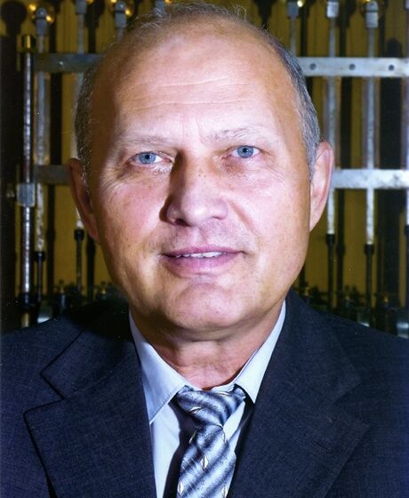 Костиков Юрий Васильевич