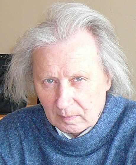 Плешаков Юрий Дмитриевич