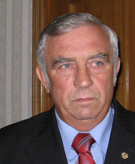 Толмачев Олег Михайлович