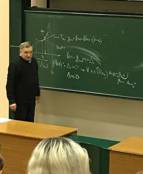 Журавлев Юрий Васильевич
